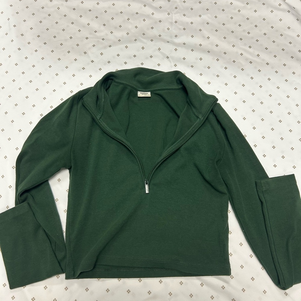 Brandy Melville Green Fitted Long Sleeve Polo Sweatshirt